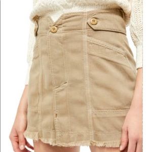 FREE PEOPLE - Mini Skirt SIZE 06